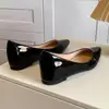 Zapatos Planos de Color Nude Francés con Tacón Oculto y Punta Fina para Mujer 2026 Otoño Nuevos Zapatos de Corte Bajo Versátiles para Viajes Diarios Zapatos de Vestir