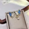 Brincos de Zircônia Pérola Borboleta Prateados Agulha Luz de Luxo, Brincos de Temperamento Simples Únicos, Brincos de Design Nicho de Alto Padrão para Mulheres