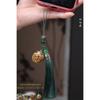 Colgante para teléfono móvil con forma de bolsita hueca de sándalo verde, llavero para pareja, accesorios antiguos para coche, difusor