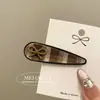 Grampo de Pato de Liga de Metal Oval Xadrez com Strass em Formato de Coração de Luxo Leve Coreano Exquisito Versátil Franja Grampo de Cabelo Doce Cool Acessório de Cabelo