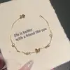 Pulseira de Pérola Borboleta Maillard Retrô, Simples Elegante, Extremamente Fina, Elegante Cool e Gentil, Joia para Roupas de Trabalho Diárias