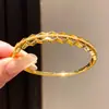 Pulseira hexagonal oca de zircônia banhada a ouro 18K real, pulseira de pulso minimalista de nicho da moda, luxo leve com um toque de alta qualidade