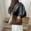 Bolso Tote Retro de Gran Capacidad, Tendencia Transfronteriza Europea y Americana para el Trabajo Diario, Nuevo Bolso Cruzado de Hombro Único Multiusos Casual 2026