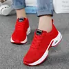 Tênis de Corrida Casual Feminino de Malha Respirável Fly-Woven, Cor Sólida, Cano Baixo, Novo Estilo Primavera 2020 para Esportes ao Ar Livre