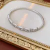 Pulsera Geométrica Abierta Hueca de Circonita Estilo Europeo y Americano, Pulsera de Moda Vintage de Temperamento Exquisito, Joyería de Lujo Ligero de Alta Gama para Mujeres