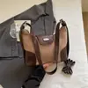 Bolsas Femininas Retro Tendência para Exportação 2026 Nova Moda Versátil Bolsa Transversal Bolsa de Ombro Bolsa de Braço Bolsa Bolinho