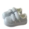 Zapatillas Blancas de Mujer Estilo Coreano con Suela Gruesa 2026 Primavera Nuevas Populares Versátiles de Velcro para Aumentar la Altura Casuales