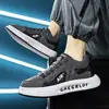 Nuevos zapatos de plataforma pequeños para hombre suela gruesa deportivos casuales para aumentar altura zapatos de plataforma zapatos de moda Forrest Gump primera generación de zapatos de plataforma