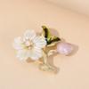 Broche de flor de rosa de alta qualidade temperamento feminino diamante luz luxo pino nacional moda antiga pérola flor de ameixa acessórios transfronteiriços