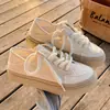 Sapatos Brancos Pequenos Femininos Meia-Arrasto Sapatos de Saia de Verão Sapatos Casuais de Lona Finos Respiráveis de Verão Slip-on Preguiçosos