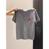 Camiseta Curta de Tricô de Manga Curta para Mulheres 2026 Primavera Novo Estilo Doce e Elegante Bordado de Dachshund Modelagem Justa Top