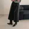 Pantalones de cuero PU negro, nuevo modelo otoño e invierno 2026, pantalones cropped, pantalones casuales rectos de cintura alta holgados 19633