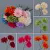 Venda Direta de Fábrica Crisântemo Artificial de Casamento Material de Flor Artificial Flor de Seda Decoração de Janela Teto de Salão de Casamento Arranjo de Flores para Guia de Estrada