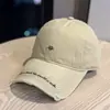Gorra de Moda Rota de Otoño para Mujer, Gorra de Béisbol Bordada con Letra, Versátil Unisex, Adelgazante de Rostro, Gorra Casual de Pico de Pato para Primavera y Otoño