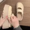 Novas sandálias Mary Jane respiráveis com solas plataforma grossas, tamancos fechados estilo Birkenstock com trama para mulheres, adequados para uso externo no verão 2026