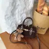 Bolsa transversal personalizada de nicho, aparência de alta qualidade, estilosa, moderna, 2026, nova chegada de outono, bolsa de mão para o trabalho/deslocamento, tendência