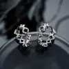 Brincos de Argola Cruzados de Zircônia Transfronteiriços para Homens, Brincos de Argola Lisos, Presilhas de Orelha de Raio, Pingentes de Orelha, Acessórios de Orelha para Mulheres, Amostra de Live do TikTok