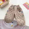 Pantalones Acolchados Estilo Japonés con Diseño de Oso, Pantalones Cálidos de Abrigo, Nuevo Otoño/Invierno 2025 Pantalones Largos Cálidos con Diseño de Diamantes para Niños y Niñas