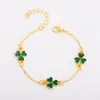 Estilo Coreano Nuevo Trébol Moda Aretes de Tachuela Suerte Collar Pulsera Anillo Set de Joyería Más Vendido Adornos Fábrica