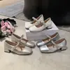 Zapatos Mary Jane 2026, tacones altos para mujer con tacón grueso, nuevo estilo con pedrería, zapatos de vestir sencillos blancos de punta cuadrada con piel suave