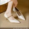 Nuevas Sandalias Versátiles de Tacón Alto Estilo Chino para Mujer en Verano, Nuevo Estilo con Cheongsam, Tacón de Aguja, Punta Afilada, Sandalias de Tira Única para los Dedos