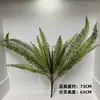 Plantas Verdes Artificiales Estilo Bosque como Vara de Oro, Pino, Hierba de Coral, Etc., para Decoración de Sala de Estar Interior y Arreglos de Boda al Aire Libre