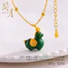 Jianyuesha Color Oro Tang Caballo Dun Dun Collar Colgante Estilo Chino Nuevo Collar de Lujo Ligero Cadena para Clavícula Colgante 2025