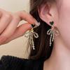 Francês Luz Luxo Amor Coração Arco Pingente Brincos Nicho Feminino Design Avançado Ear Stud 2024 Novas Explosões
