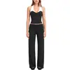 Nuevo conjunto de yoga de encaje con bloques de color para mujer, traje de entrenamiento de Pilates con sensación de piel nude, top de yoga fitness con cuello halter