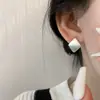 Pendientes de Diamante Cepillado Vintage Diseño de Nicho Femenino Hebilla de Oreja de Alto Sentido Estilo Frío Elegante Joyería de Oreja de Moda Yiwu