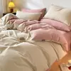 2026 Novo Conjunto de Quatro Peças de Algodão Pura Escovado Espesso Lençol Puro Capa de Edredom Lençol com Elástico Conjunto de Três Peças Roupa de Cama Leve de Luxo Outono/Inverno