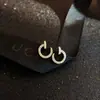 2021nuevos aretes pequeños de aguja plateada celebridad de Internet de Corea del Sur aretes elegantes de moda aretes de estudiante de moda