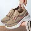 Zapatos de malla tejida de punto para mujer de primavera y verano, transpirables, de suela blanda, de cara suave, modernos, casuales, deportivos, adecuados para el uso diario, zapatos ligeros