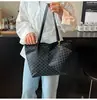 Bolsa Sense de alta qualidade Bolsa feminina de grande capacidade Bolsa tote 2025 Nova chegada Bolsa geral Bolsa grande de moda combinada Bolsa de ombro de nicho