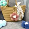 Chaveiro Pom Pom de Flor Criativa Fofo Pelúcia Pequena Flor Charme de Bolsa Acessório para Celular Chaveiro de Carro Presente