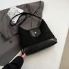 Bolso de Gran Capacidad para Mujer Estilo Hong Kong Texeled Bolso Tote de Hombro Casual para Invierno para Viajes al Trabajo para Mujer Nuevo 2024