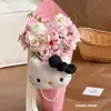 Peluche de Kt con Cabeza Grande, Día de San Valentín Lindo Dibujo Animado Textura Retro Empaque de Flores de Alta Calidad Materiales Florales
