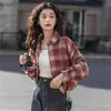 Camisa retro de cuadros rojos estilo americano cepillada para mujer, diseño primavera/otoño 2026, top holgado de manga larga, chaqueta corta