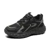 Zapatos deportivos casuales de moda para hombre, versátiles para el trabajo, otoño 2026, antideslizantes, resistentes al desgaste, zapatos de seguridad con suela de neumático, duraderos para sitios de construcción