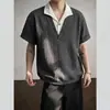 Camiseta Polo de Manga Corta con Cuello Polo y Patrón de Trigo Falsa de Dos Piezas Estilo Old Money para Hombre, Top de Manga Media Resistente de Moda para Verano