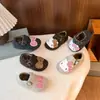 Zapatos para Niña Invierno Nuevos Infantiles Dibujos Animados Engrosados Zapatos de Invierno Bonitos Cálidos Zapatos tipo Birkenstock Bebé Doudou Zapatos de Algodón Modernos