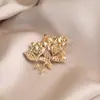 Broche de folha novo nicho de alta qualidade alfinete de lapela para terno feminino de alta qualidade acessórios com senso de design de temperamento atacado