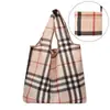 Bolsa de compras feminina de nylon, prática e portátil, para compras em lojas, supermercados, bolsa de ombro para compras, pode ser Vendida no Atacado