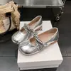 Sapatos de Salto Grosso Estilo Francês com Boca Rasa para Mulheres, Novos Sapatos Mary Jane de Couro Primavera/Verão 2026, Sapatos Elegantes para a Noite para Combinar com Saias
