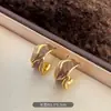 Pendientes de Cerámica con Esmalte de Goteo Asimétricos en Forma de C Color Café Maillard para Mujer Diseño de Nicho Pendientes de Gama Alta Pendientes de Lujo Accesible