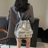 Bolsa Tote de Corrente com Rebites de Locomotiva Estilo Coreano Bolsa Feminina Mochila Multifuncional Casual Combina com Tudo para o Dia a Dia Grande Capacidade Bolsa de Ombro