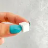 Bloque de esponja de maquillaje de forma irregular, bloque de esponja para decoración de uñas, esponja pequeña en forma de tofu para uso húmedo y seco, esponja de belleza trapezoidal pequeña de calidad de estudio