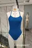 Suministro exclusivo de comercio electrónico transfronterizo desde fábrica, al por mayor directo en stock: Mono deportivo casual para mujer, color liso, sin espalda, estilo racing, protector solar