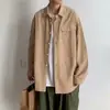 Camisa de otoño para hombre de manga larga, corte holgado, camisa informal de moda estilo universitario, chaqueta versátil de color liso estilo Hong Kong, uniforme de clase para parejas