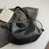 2026 Nova Bolsa de Ombro Feminina Simples Retrô de Grande Capacidade, Bolsa de Couro Macio para Ombro para o Dia a Dia, Bolsa de Mão Versátil e Moderna para Mulheres